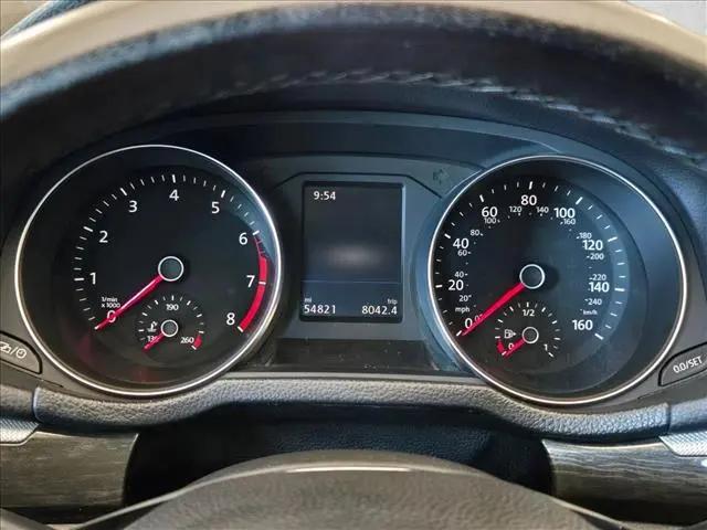 2017 Volkswagen Passat 1.8T SEL Premium