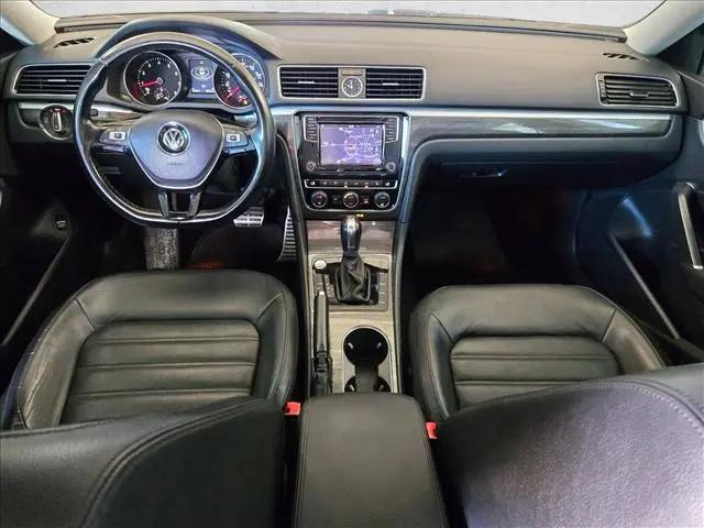 2017 Volkswagen Passat 1.8T SEL Premium