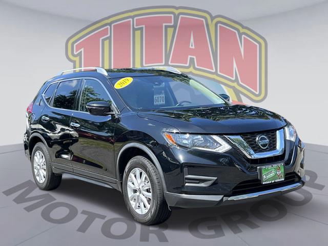 2019 Nissan Rogue SV [9]