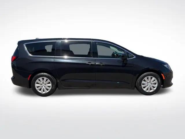 2019 Chrysler Pacifica L