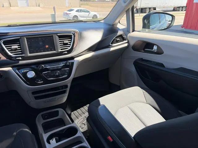 2019 Chrysler Pacifica L