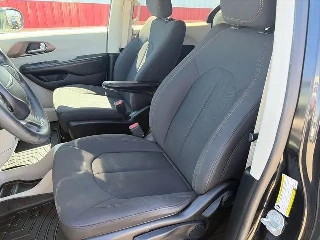 2019 Chrysler Pacifica L