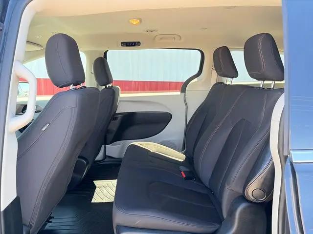 2019 Chrysler Pacifica L
