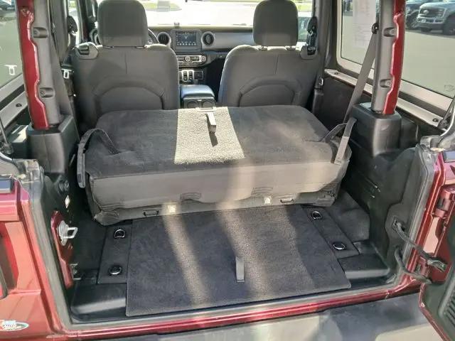 2021 Jeep Wrangler Sport S 4x4