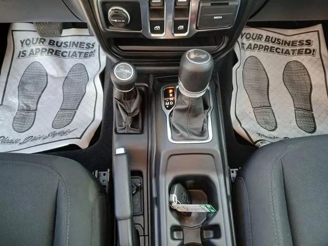 2021 Jeep Wrangler Sport S 4x4