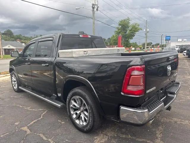2019 Ram 1500 Laramie Crew Cab 4x4 5'7" Box