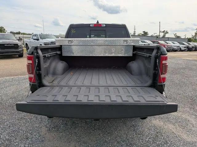 2019 Ram 1500 Laramie Crew Cab 4x4 5'7" Box