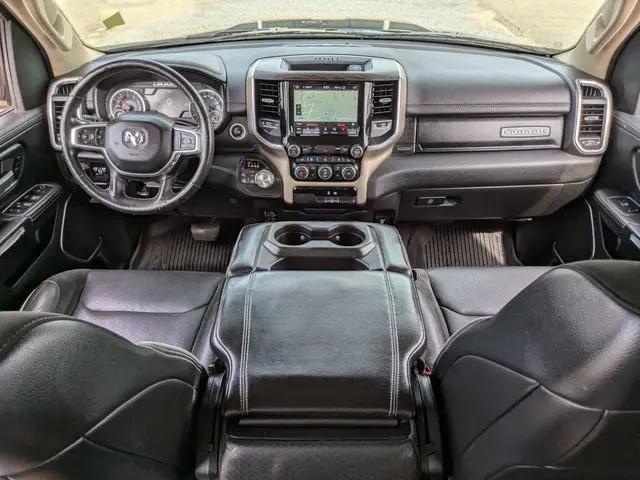 2019 Ram 1500 Laramie Crew Cab 4x4 5'7" Box