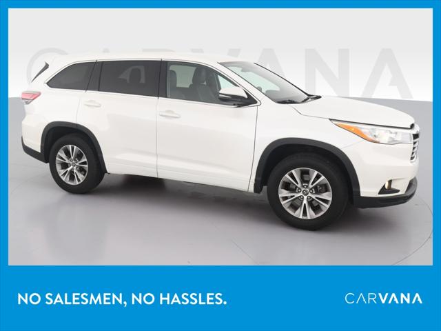 2016 Toyota Highlander LE Plus Sport Utility 4D