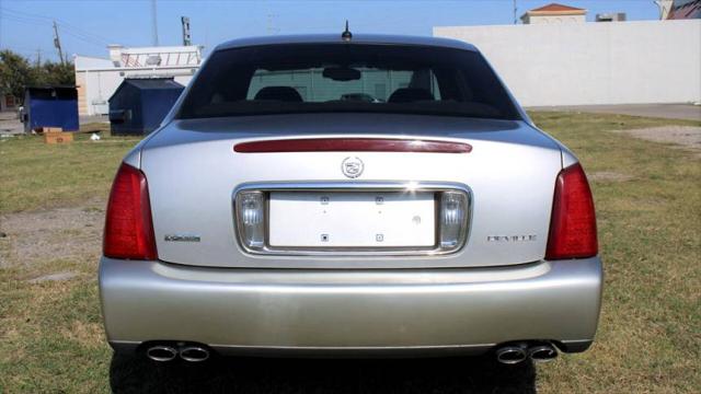 2005 Cadillac DeVille Livery
