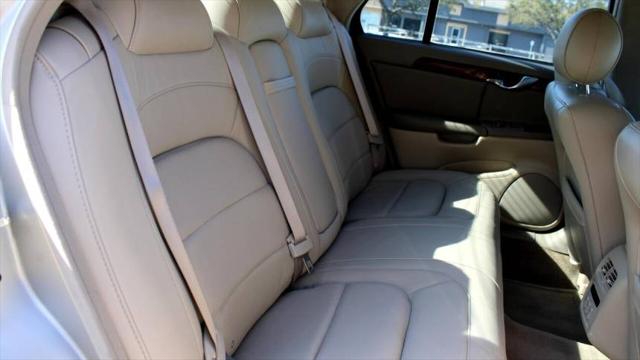 2005 Cadillac DeVille Livery