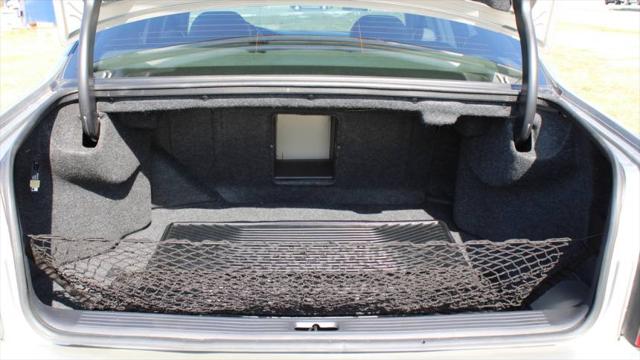 2005 Cadillac DeVille Livery
