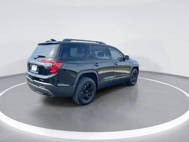 2021 GMC Acadia AWD AT4