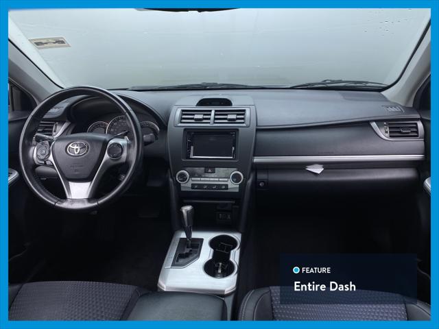 2013 Toyota Camry SE Sedan 4D