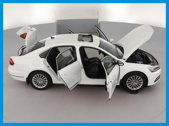 2016 Volkswagen Passat 1.8T SE