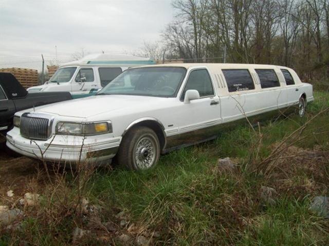 1996 Lincoln Town Car Executive for sale in Bedford, VA