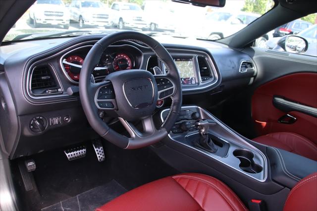 2022 dodge challenger srt interior