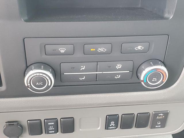 2019 Nissan 2500 SV V6