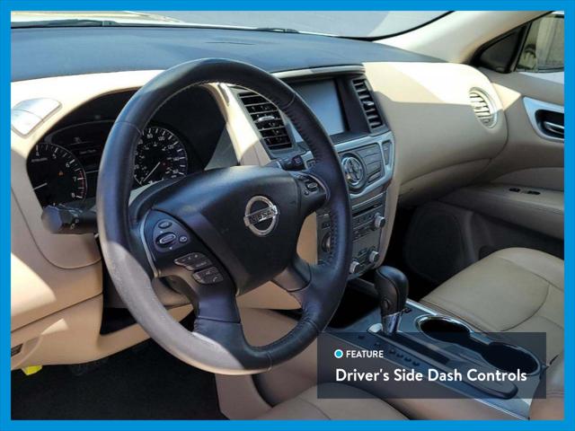 2017 Nissan Pathfinder SL