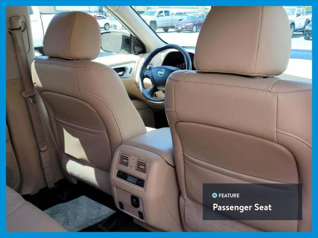 2017 Nissan Pathfinder SL