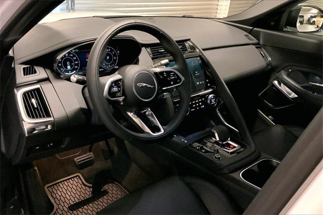2022 Jaguar E-PACE SE