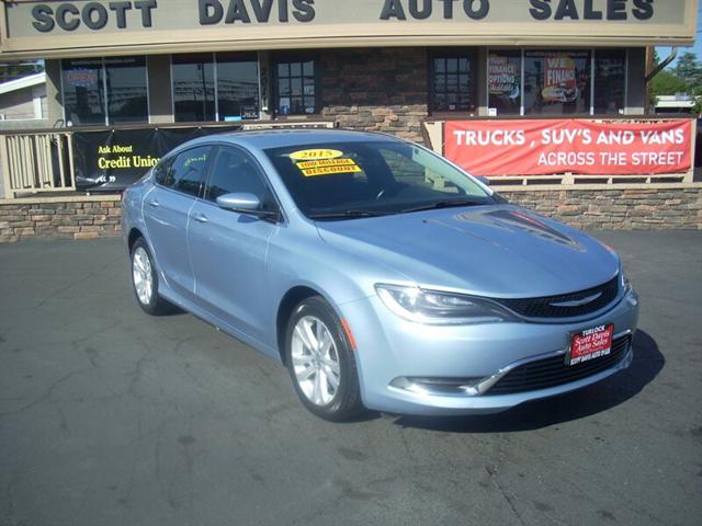 2015 Chrysler 200 Limited