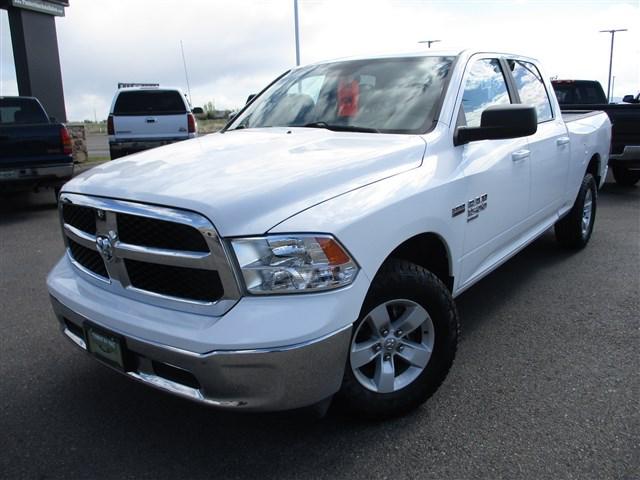 2019 Ram 1500 Classic SLT Crew Cab 4x4 64 Box