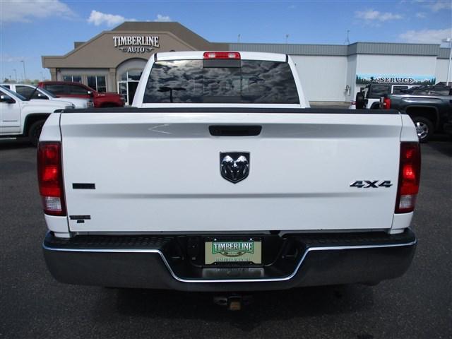 2019 Ram 1500 Classic SLT Crew Cab 4x4 64 Box