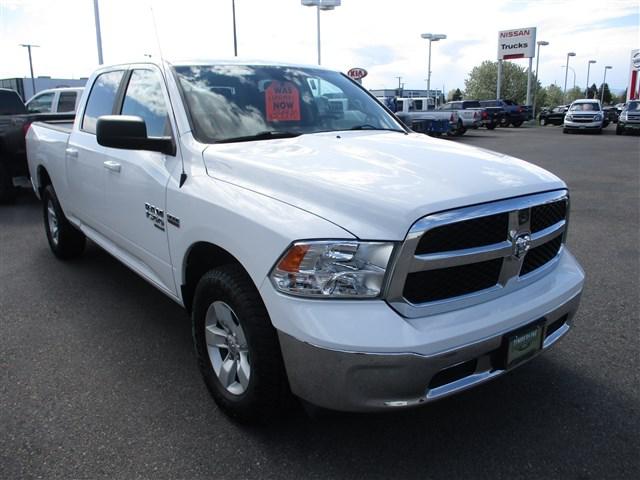 2019 Ram 1500 Classic SLT Crew Cab 4x4 64 Box