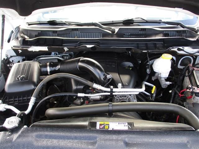 2019 Ram 1500 Classic SLT Crew Cab 4x4 64 Box