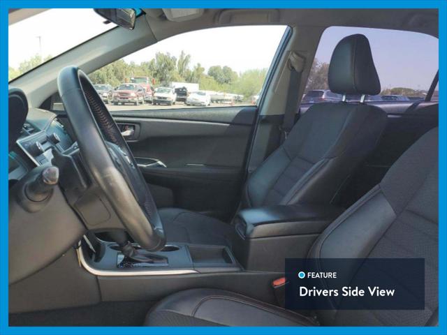2016 Toyota Camry SE Sedan 4D