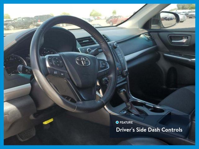 2016 Toyota Camry SE Sedan 4D