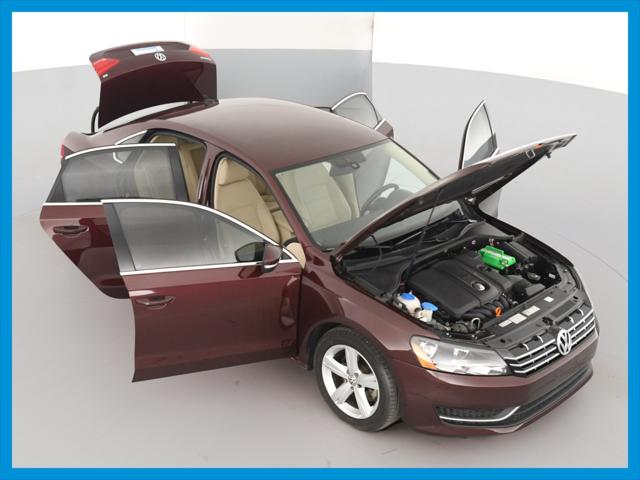 2013 Volkswagen Passat SE