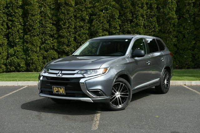 2018 Mitsubishi Outlander Ratings, Pricing, Reviews and Awards | J.D. Power