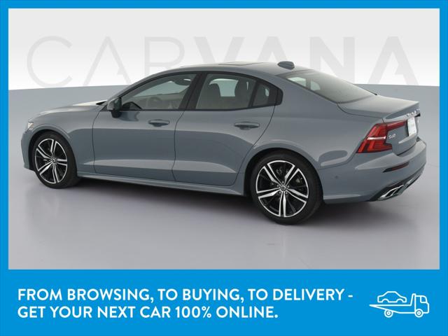 2022 Volvo S60 R-Design/Black Edition R-Design