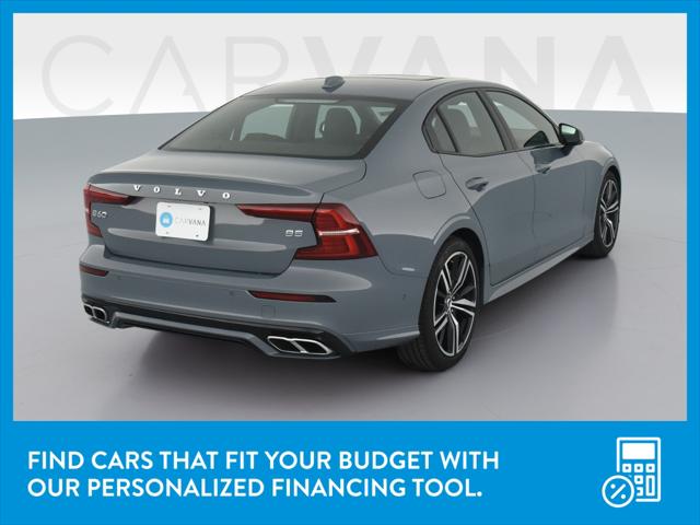 2022 Volvo S60 R-Design/Black Edition R-Design