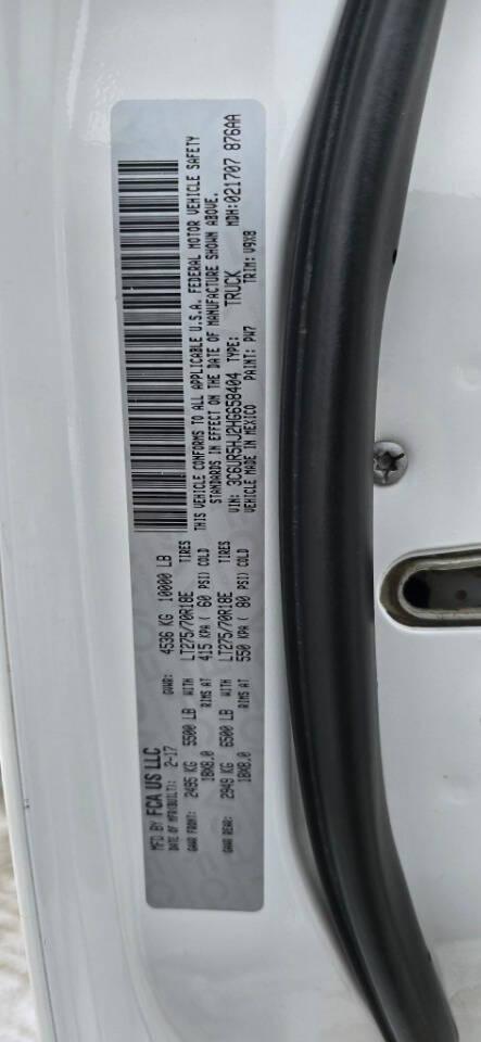 2017 Ram 2500 Tradesman Crew Cab 4x4 8 Box