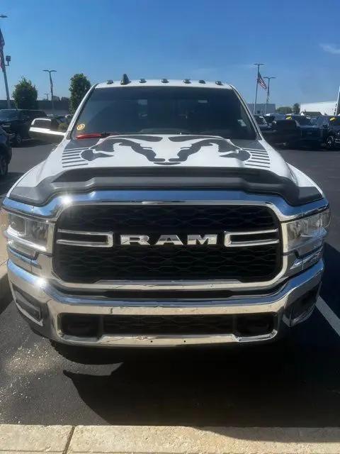2021 Ram 3500 Tradesman Crew Cab 4x4 6'4" Box