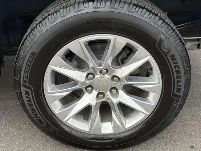 2021 Chevrolet Silverado 1500 4WD Crew Cab Short Bed LTZ