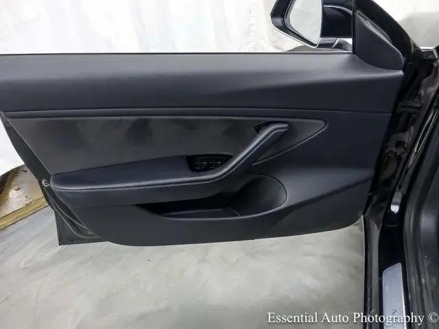 2018 Tesla Model 3 Mid Range