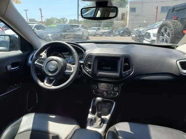 2019 Jeep Compass Latitude FWD