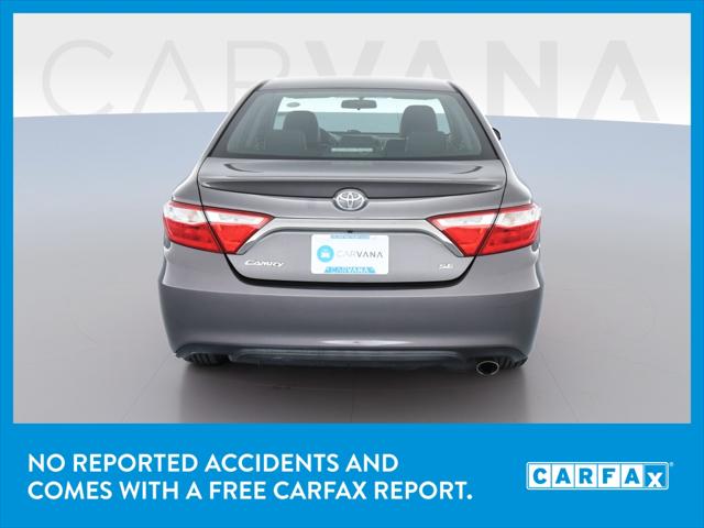 2016 Toyota Camry SE Sedan 4D