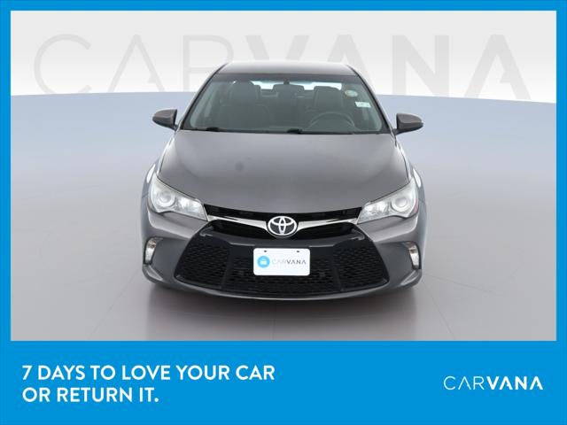 2016 Toyota Camry SE Sedan 4D