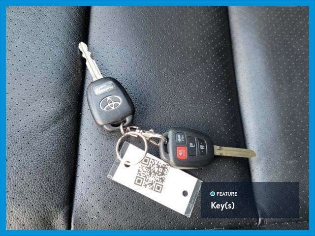 2014 Toyota Camry SE Sedan 4D