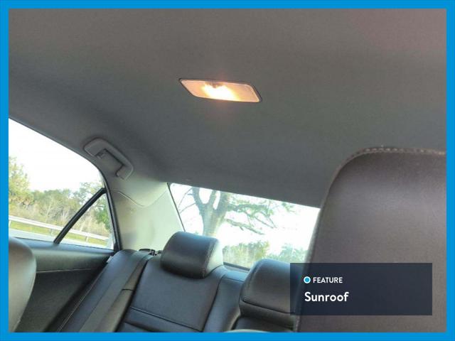 2014 Toyota Camry SE Sedan 4D