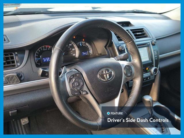 2014 Toyota Camry SE Sedan 4D
