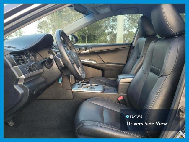 2014 Toyota Camry SE Sedan 4D