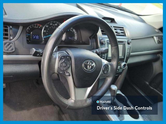 2014 Toyota Camry SE Sedan 4D