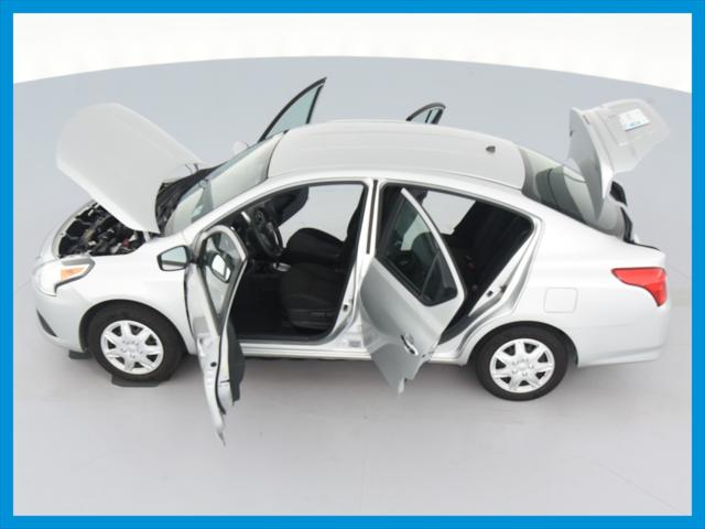 2018 Nissan Versa SV