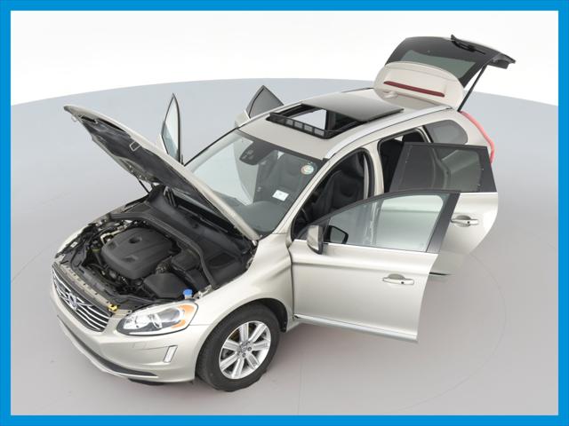 2016 Volvo XC60 T6 Drive-E Platinum